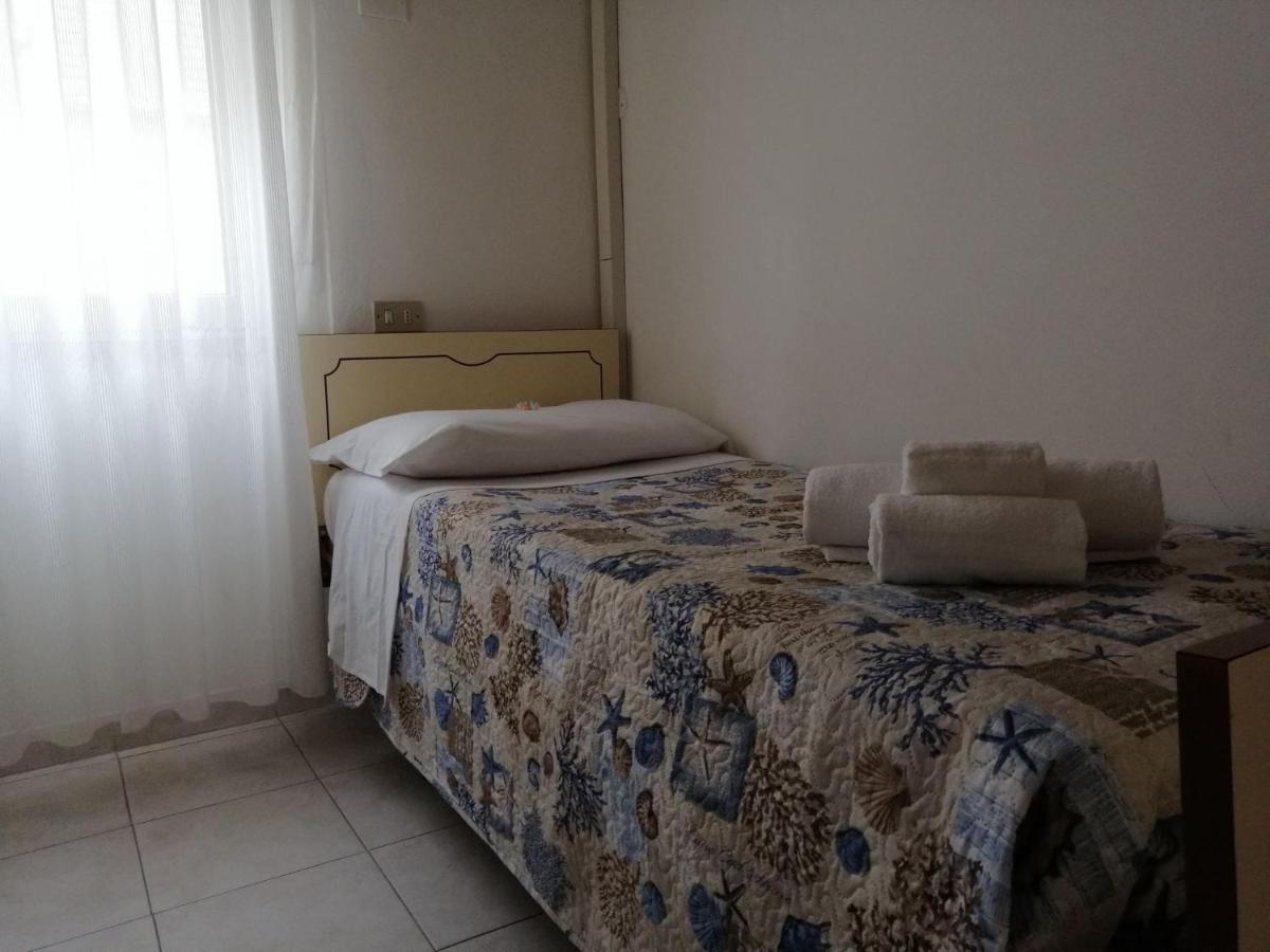 ريميني Hotel Alba المظهر الخارجي الصورة