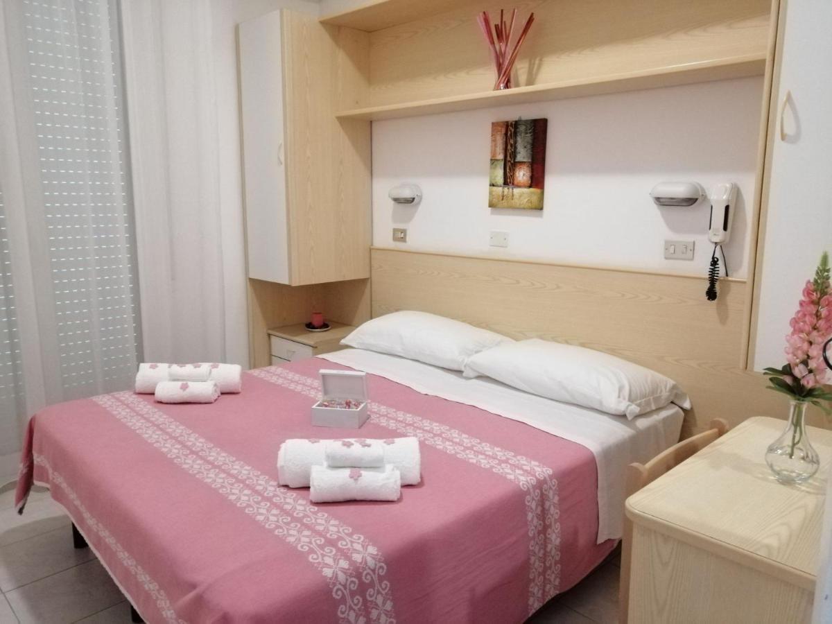 ريميني Hotel Alba المظهر الخارجي الصورة